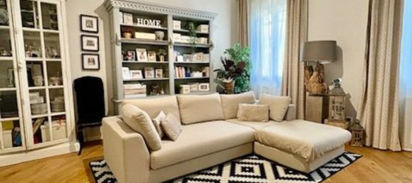 5 rooms Apartment in Florence, Italy No. 214591 3