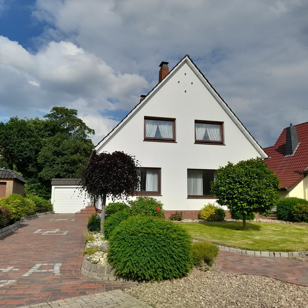 7 rooms Townhouse in Wesermarsch, Germany No. 175722