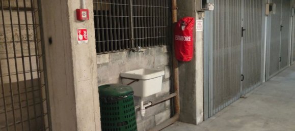 Гараж 15м² в Савона, Италия № 285035 3