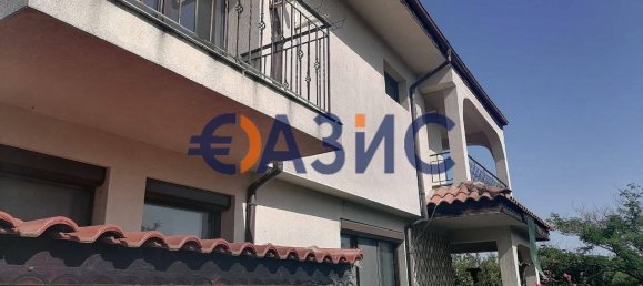 2 Schlafzimmer Haus in Kosharitsa, Bulgaria, Nr. 668 4