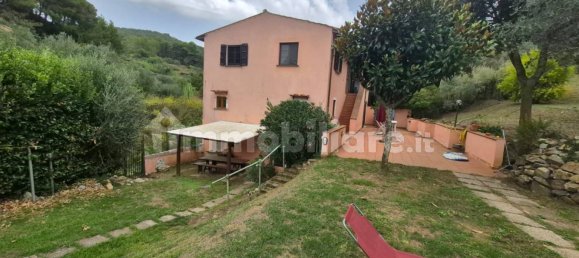 3 bedrooms House in Livorno, Italy No. 354609 26