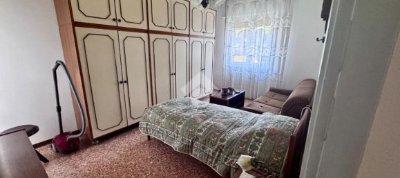 3 bedrooms Apartment in Mirano, Italy No. 347415 11