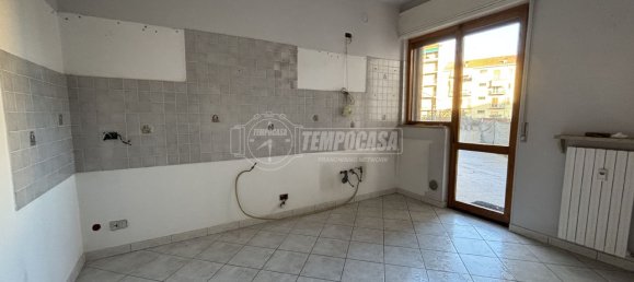 2 bedrooms Apartment in Casale Monferrato, Italy No. 68025 4