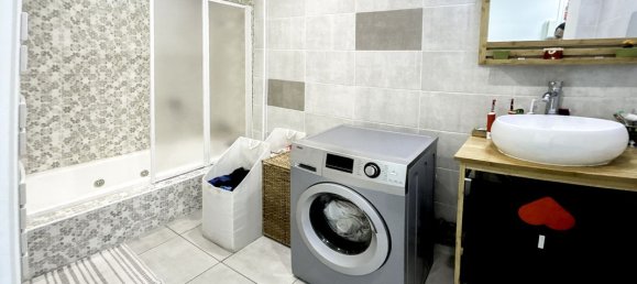 4 bedrooms House in Nanterre, France No. 181030 13