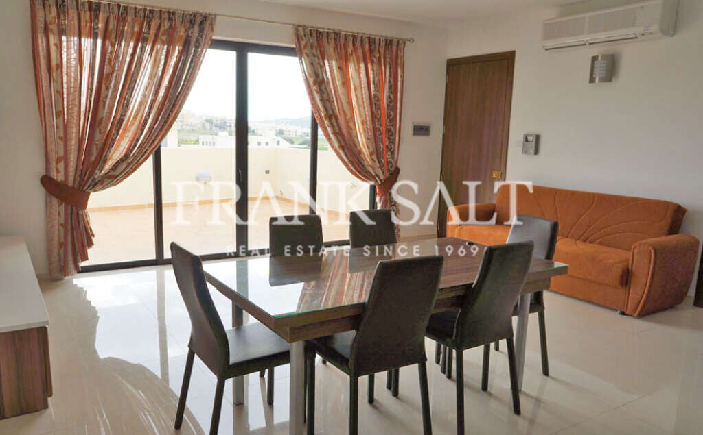 3 bedrooms Penthouse in Mgarr, Malta No. 8325