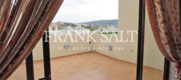 3 bedrooms Penthouse in Mgarr, Malta No. 8325 12