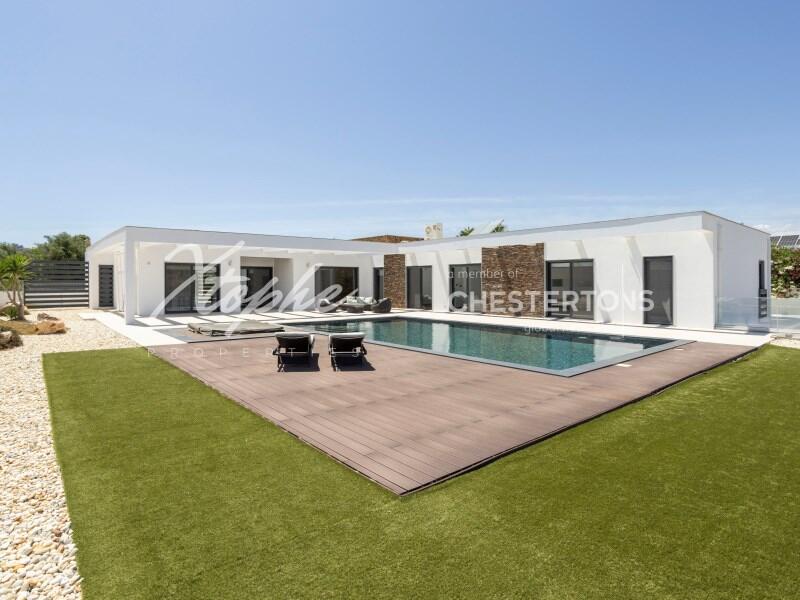 Вилла с 4 спальнями в Келфеш, Португалия № 315975