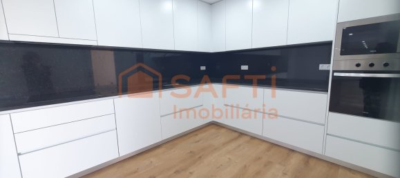 5 bedrooms House in Atouguia da Baleia, Portugal No. 117850 11