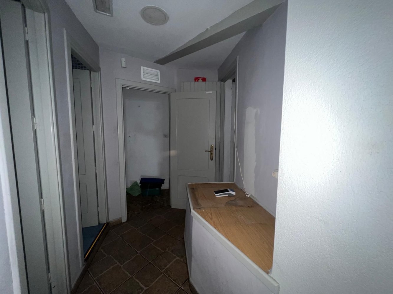  عقار تجاري في Caceres, Spain 85متر مربع رقم 218414