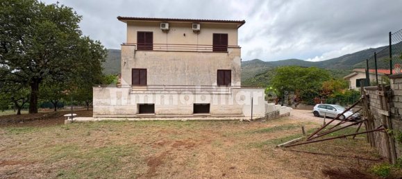 Вилла с 3 спальнями в Итри, Италия № 328271 40