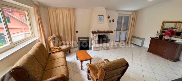 Вилла с 3 спальнями в Итри, Италия № 328271 16