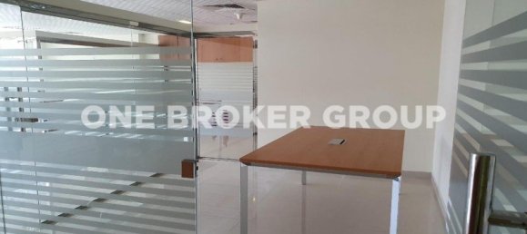 104m² Office in Jumeirah Lake Towers, UAE No. 267 8