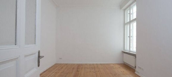 2-Zimmer Wohnung in Mitte, Germany, Nr. 102861 3