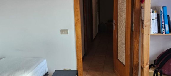 6-salle Appartement à Caltanissetta, Italy No. 269427 4