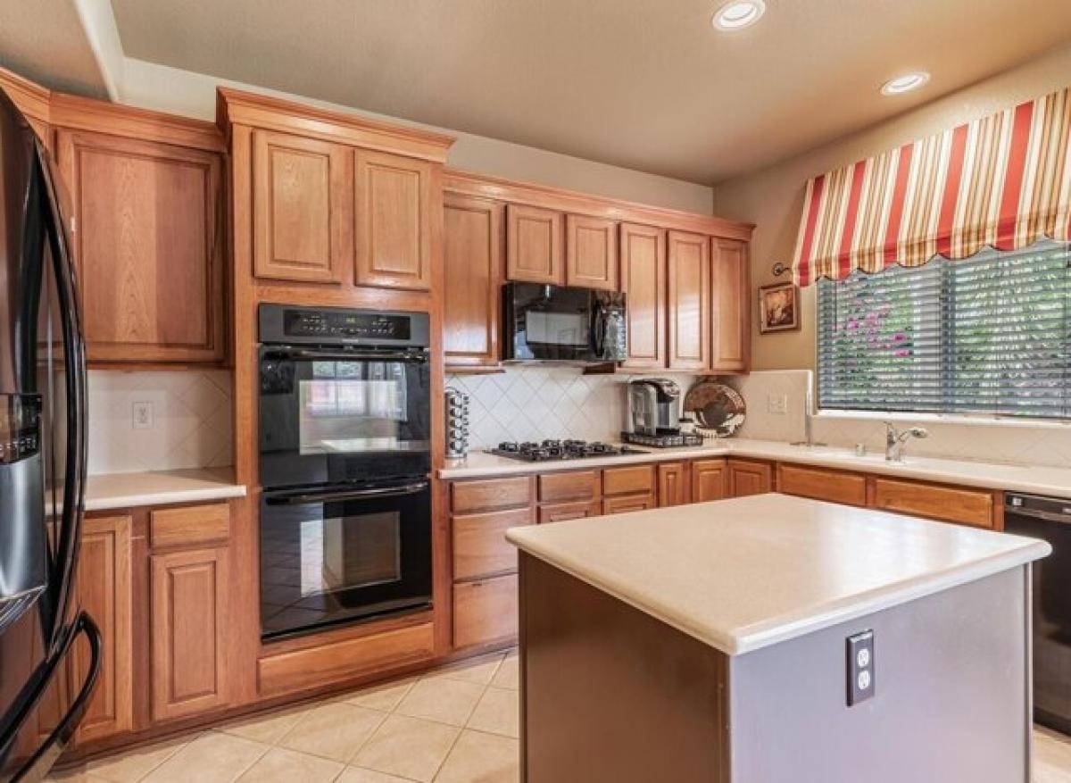 5 bedrooms House in Clovis, USA No. 388092