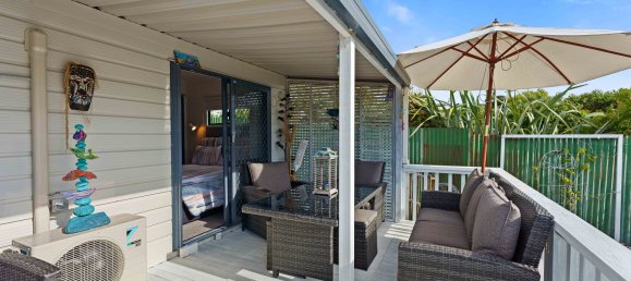 3 bedrooms House in Otaki Beach, New Zealand No. 97 2