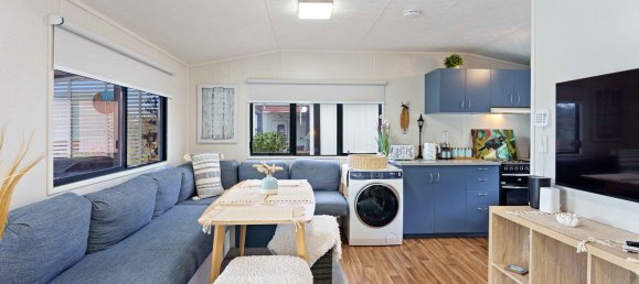 3 bedrooms House in Otaki Beach, New Zealand No. 97 6