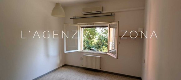 2-salle Appartement à Bologna, Italy No. 305190 7