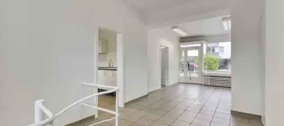 3-Zimmer Gewerbliche Immobilie in Bonn, Germany, Nr. 315641 4