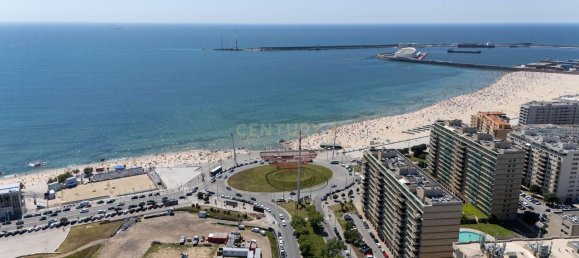 4 bedrooms Apartment in Matosinhos, Portugal No. 140450 3