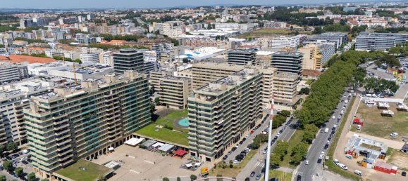 4 bedrooms Apartment in Matosinhos, Portugal No. 140450 6