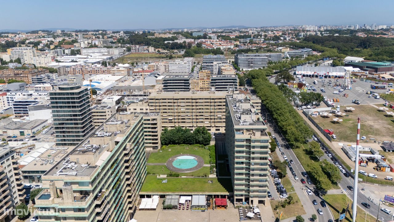 4 bedrooms Apartment in Matosinhos, Portugal No. 140450