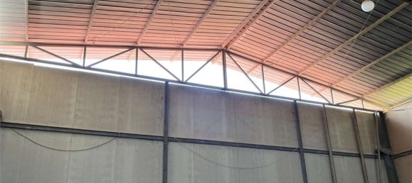 1300m² Warehouse in Apice, Italy No. 302811 30