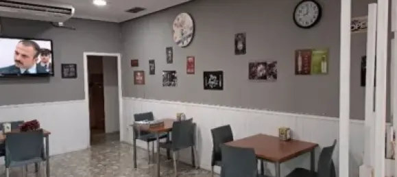 Gewerbliche Immobilie in Zaragoza, Spain 330m², Nr. 172474 6