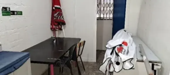 Gewerbliche Immobilie in Zaragoza, Spain 330m², Nr. 172474 8