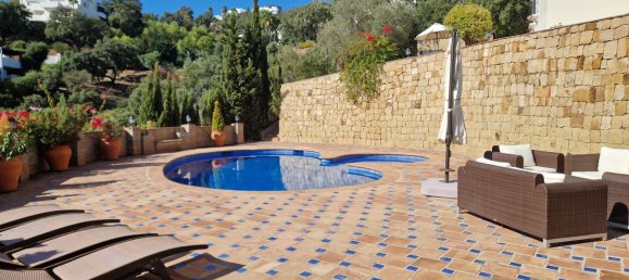 6 bedrooms Villa in Marbella, Spain No. 144447 12