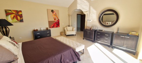 6 bedrooms Villa in Marbella, Spain No. 144447 37