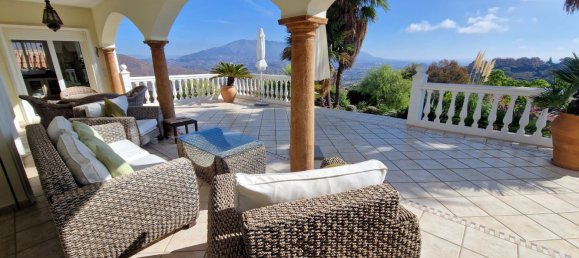 6 bedrooms Villa in Marbella, Spain No. 144447 2