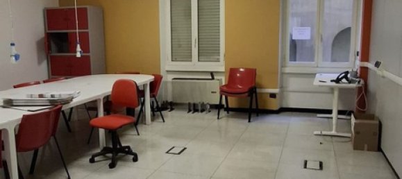 370m² Office in Milan, Italy No. 359009 3