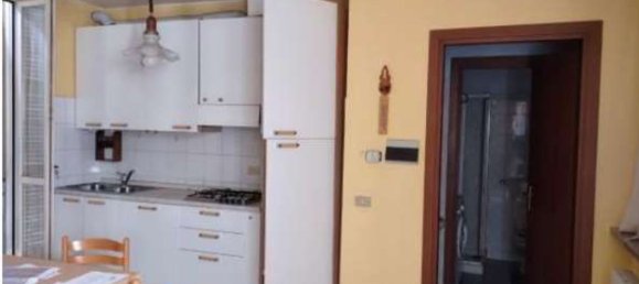 3 rooms Apartment in Busto Arsizio, Italy No. 257462 2