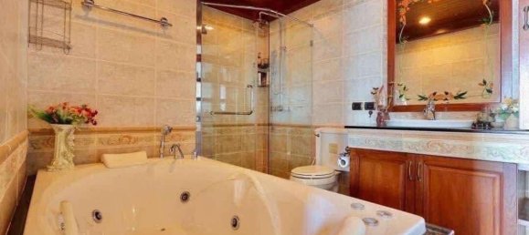 2 bedrooms Condo in Pattaya, Thailand No. 26566 9