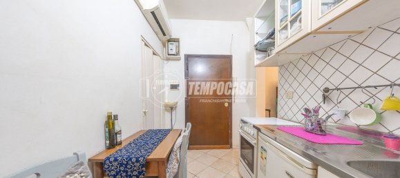 1 bedroom Apartment in Rome, Italy No. 357030 16