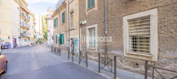 1 bedroom Apartment in Rome, Italy No. 357030 31