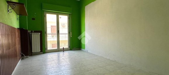 Apartamento de 4 habitaciónes en Reggio Calabria, Italy No. 83904 5