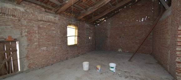 4 bedrooms House in Moriondo Torinese, Italy No. 158601 18