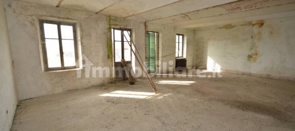 4 bedrooms House in Moriondo Torinese, Italy No. 158601 26