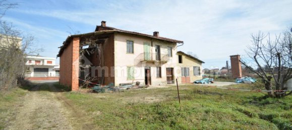 4 bedrooms House in Moriondo Torinese, Italy No. 158601 5