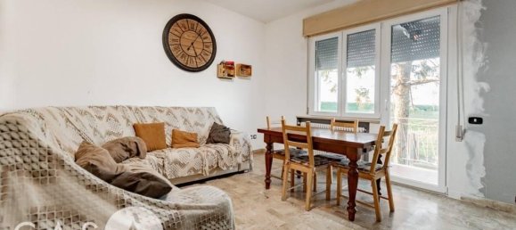 Вилла с 6 комнатами в Чезена, Италия № 238226 4