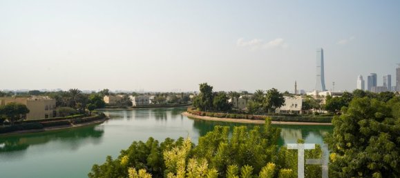 7 bedrooms Villa in Emirates Hills, UAE No. 94401 26