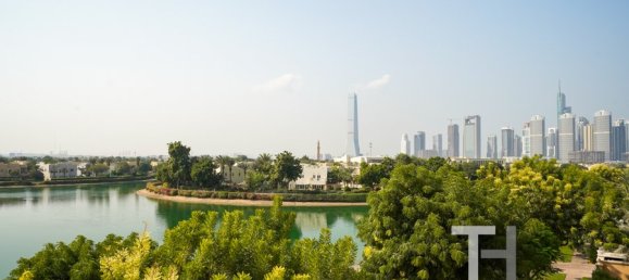 7 bedrooms Villa in Emirates Hills, UAE No. 94401 25