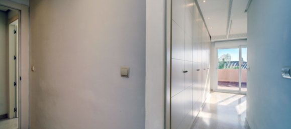 Квартира с 3 спальнями в Марбелья, Испания № 31200 31