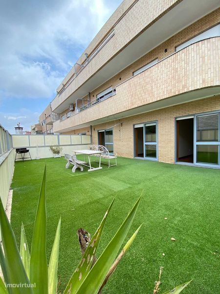 4 bedrooms Apartment in Matosinhos, Portugal No. 321223