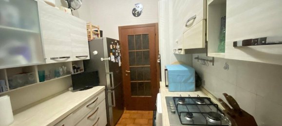 3 rooms Apartment in Cinisello Balsamo, Italy No. 287563 7