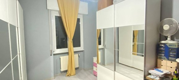 3 rooms Apartment in Cinisello Balsamo, Italy No. 287563 16