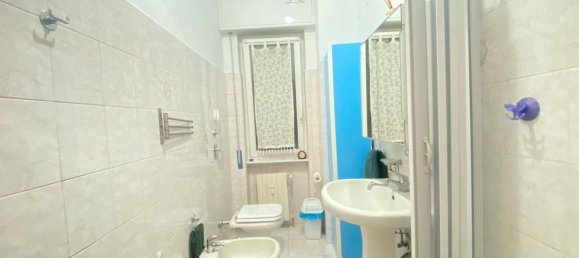 3 rooms Apartment in Cinisello Balsamo, Italy No. 287563 12