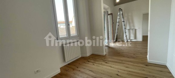 2 bedrooms Apartment in Florence, Italy No. 362356 13